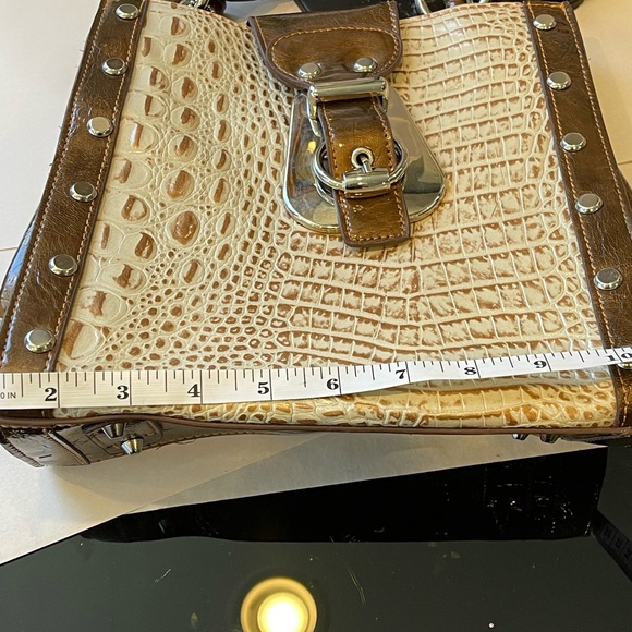 Marc Chantal Patent Leather Shoulder Bag – Two-Tone Faux Snakeskin Animal Print - Picture 12 of 15